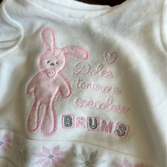 Baby onesie super soft and cute - Picture 4 of 5